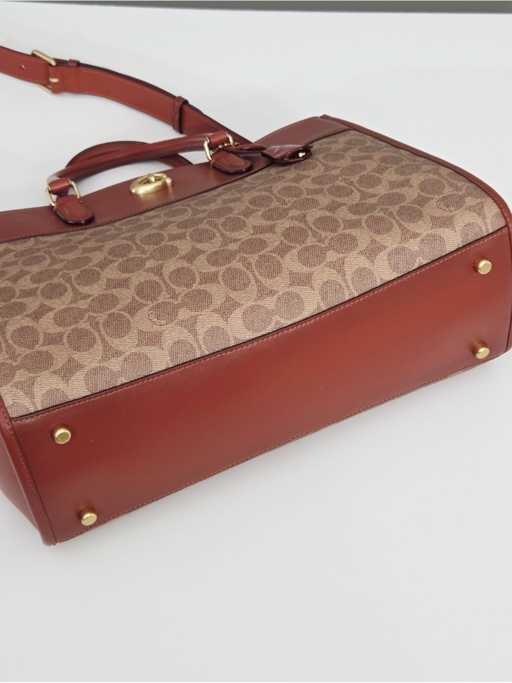 COACH BROOKE CARRYALL “LIKE NEW” - Picture 3 of 13